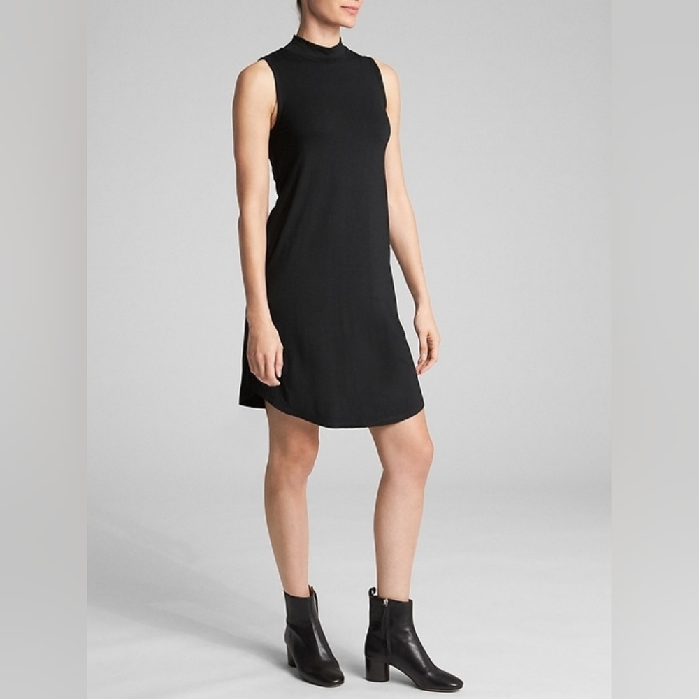 GAP Black Sleeveless Mini Dress